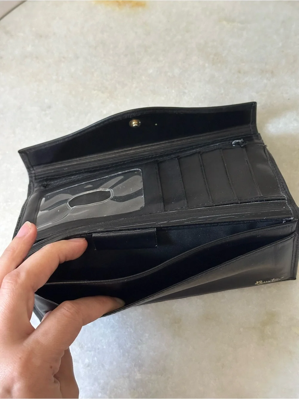Buxton Women’s Heiress Organizer Clutch Wallet Cowhide Leather Black Cardholder